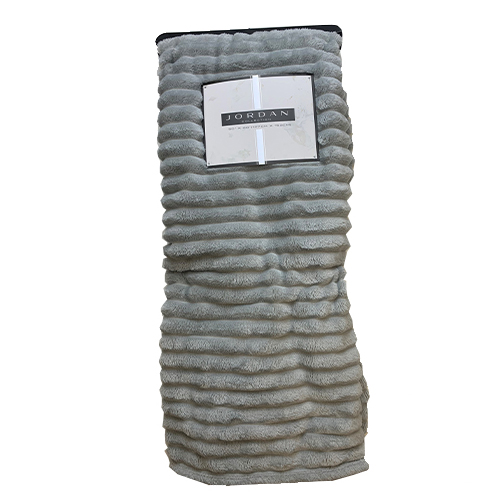 Throws & Blankets